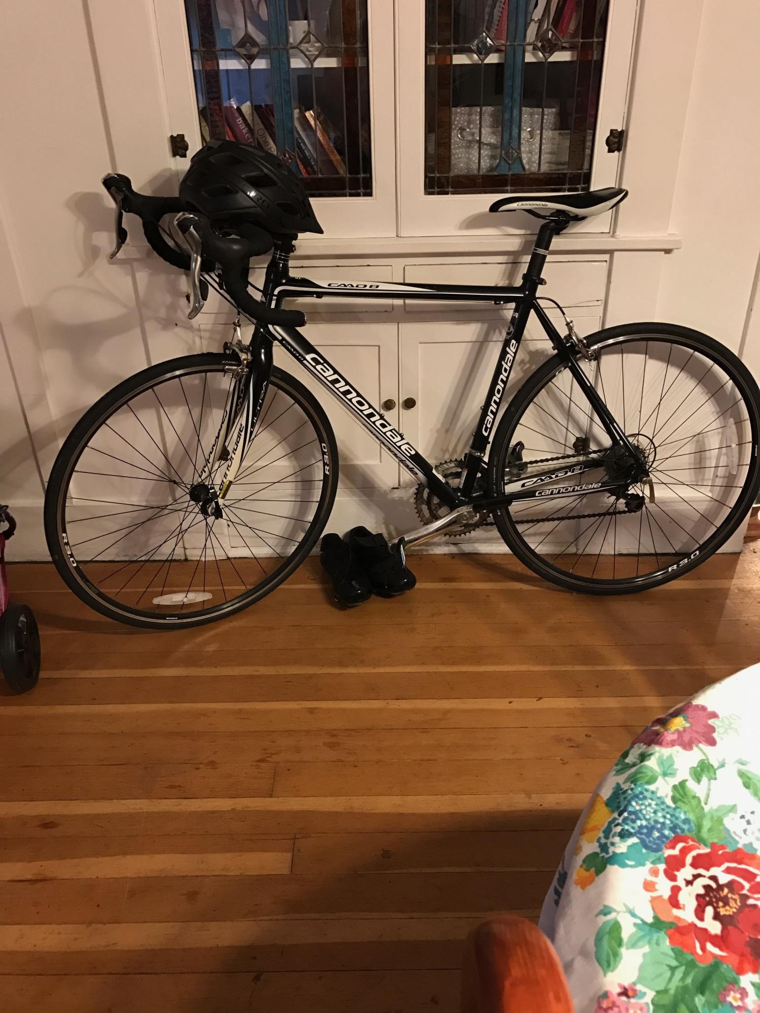 2013 Cannondale Caad8 5 105 Black and White