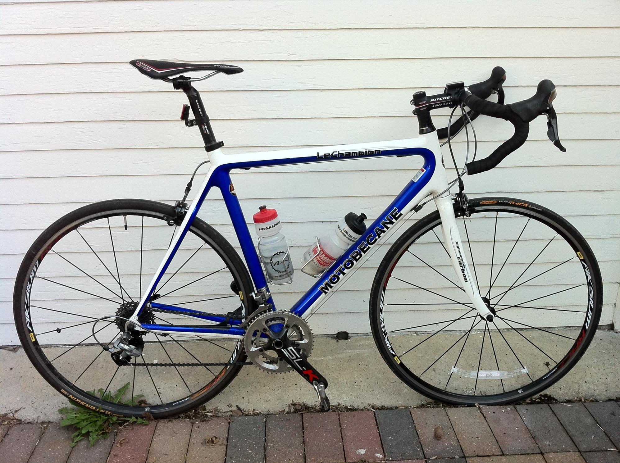 2010 Motobecane Le Champion CF White and Blue