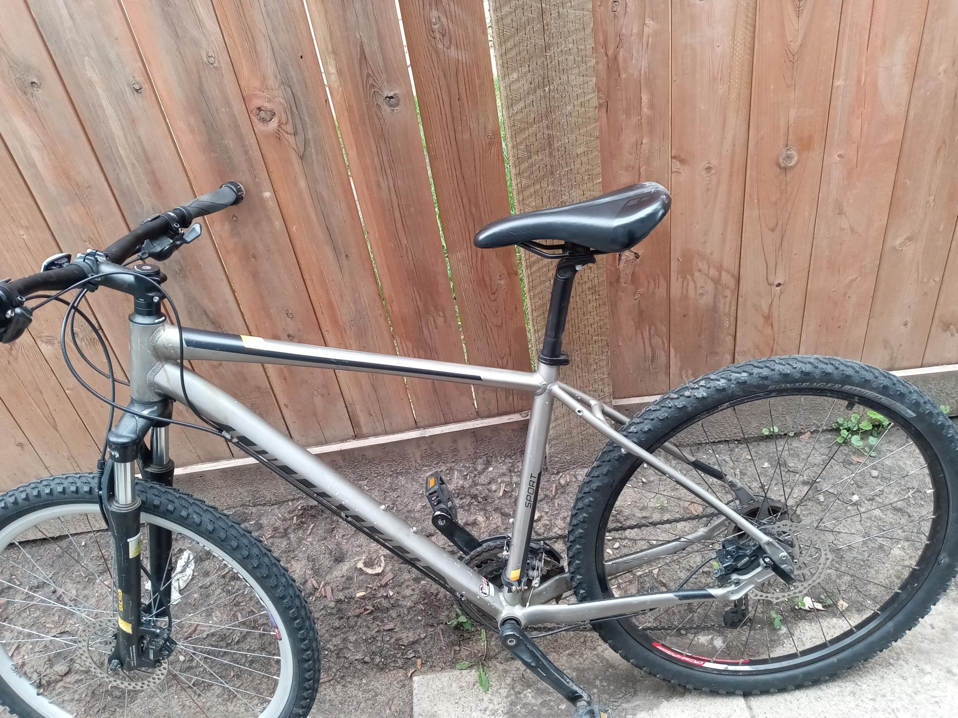 2022 Specialized Carbon fiber Silver, gray or bare metal