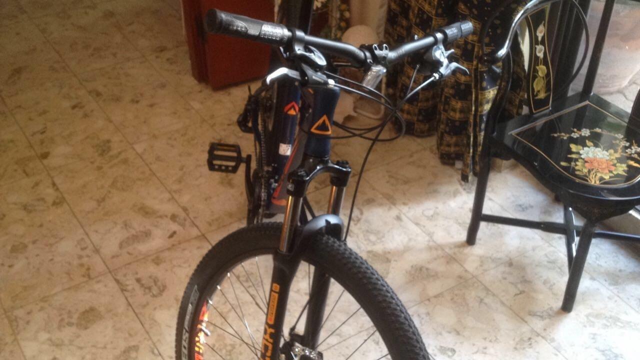 2015 Fuji NEVADA 27.5 1.9 Blue and Orange