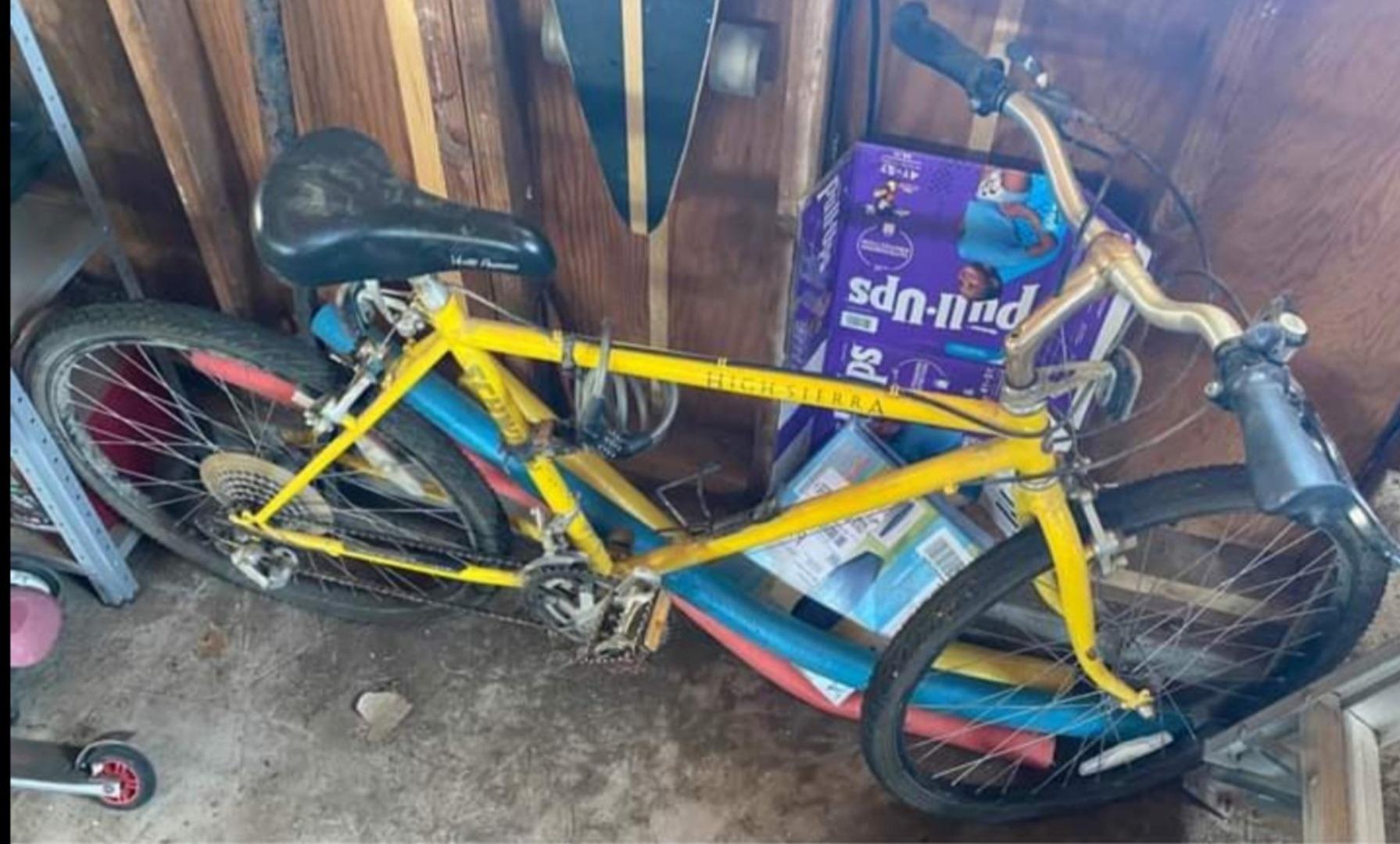 1990 Schwinn High Sierra Yellow or Gold