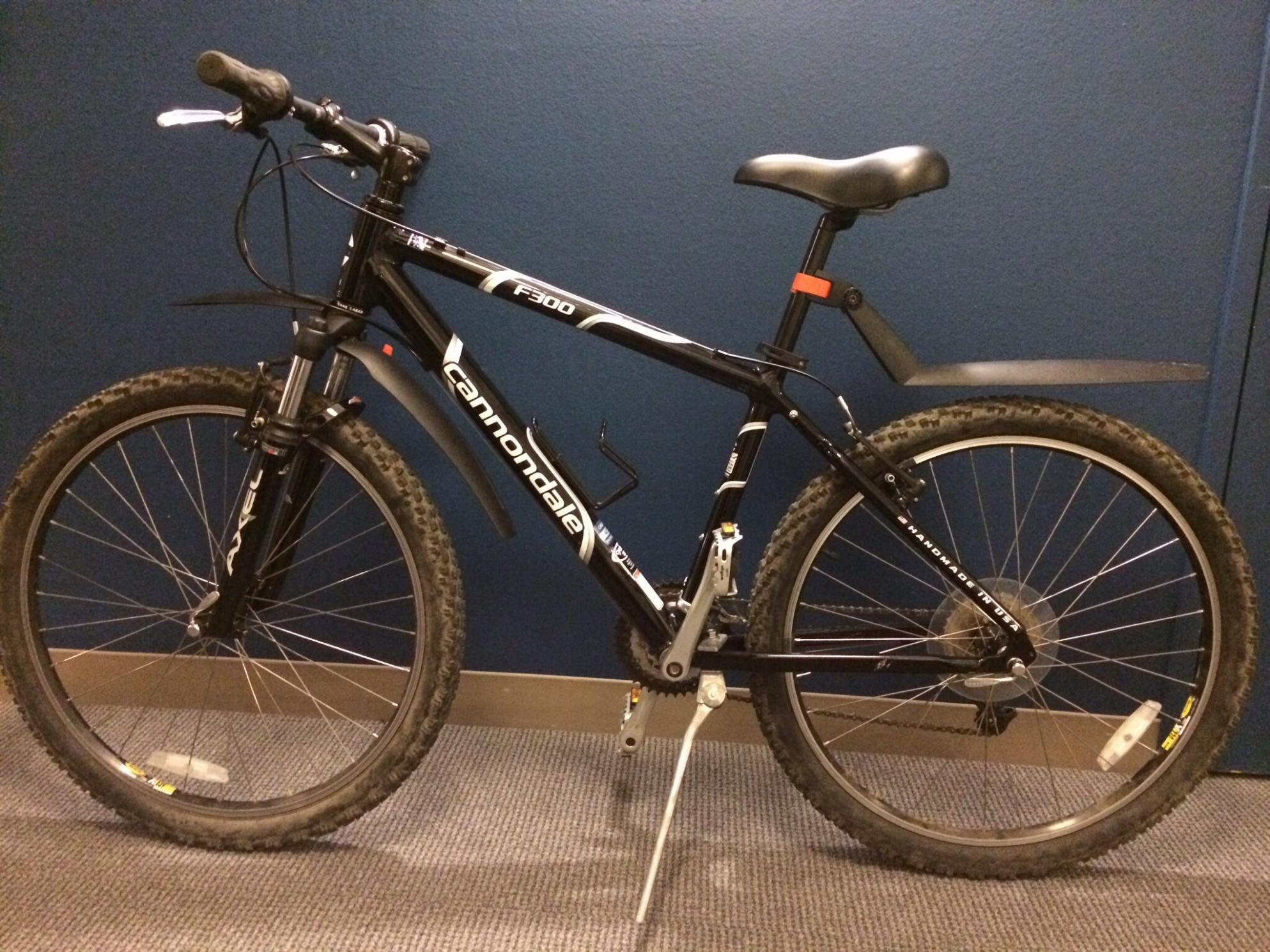 Cannondale f300 Black