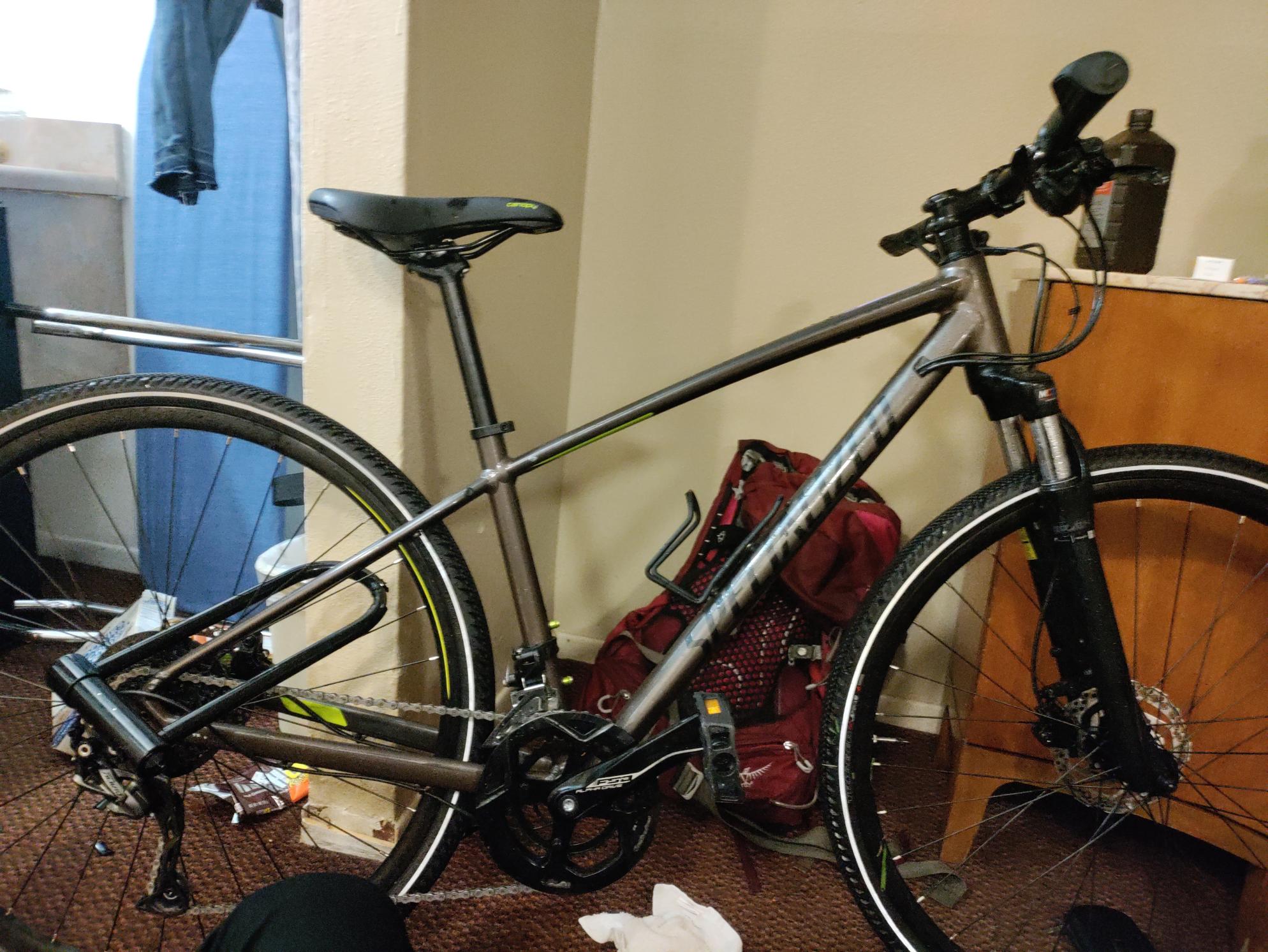 2021 Specialized Crosstrail Silver, gray or bare metal