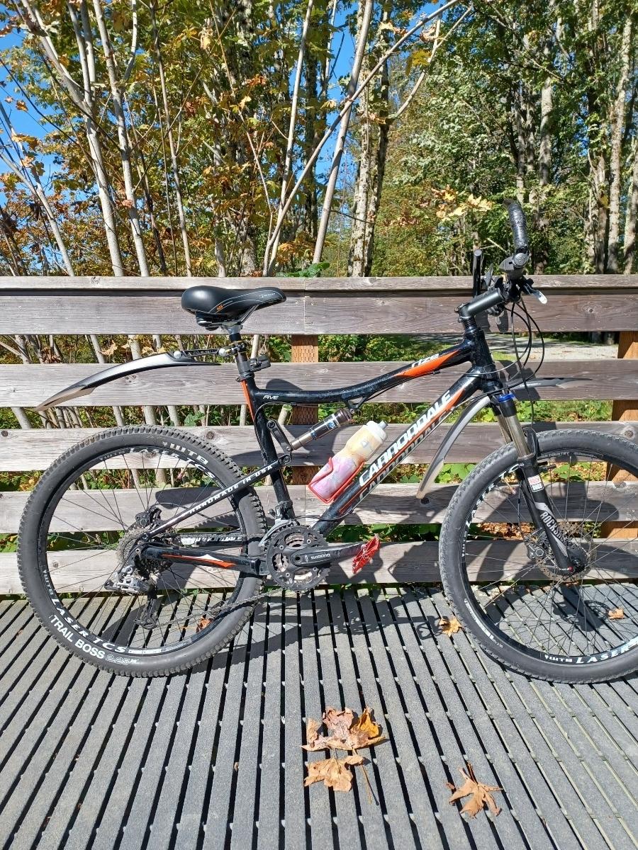 2009 Cannondale Rize 5 Black and Orange