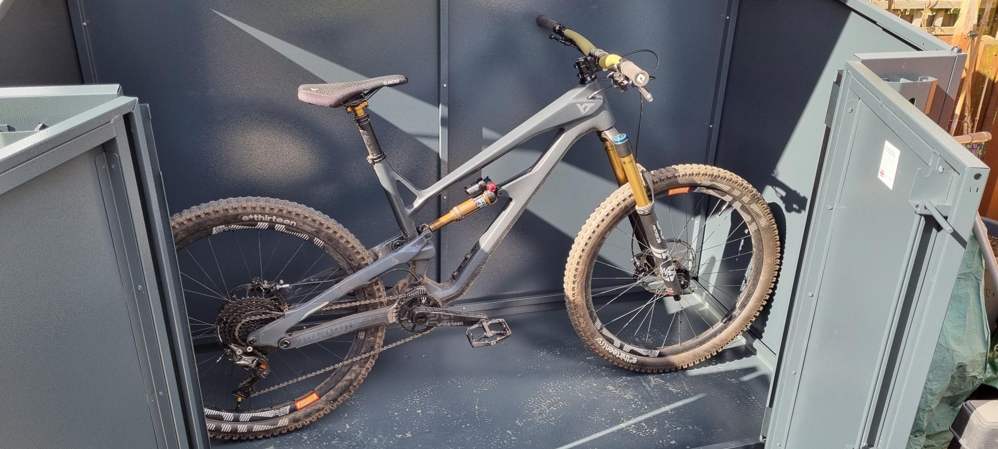 2019 YT Jeffsy 27 CF Pro Race Black