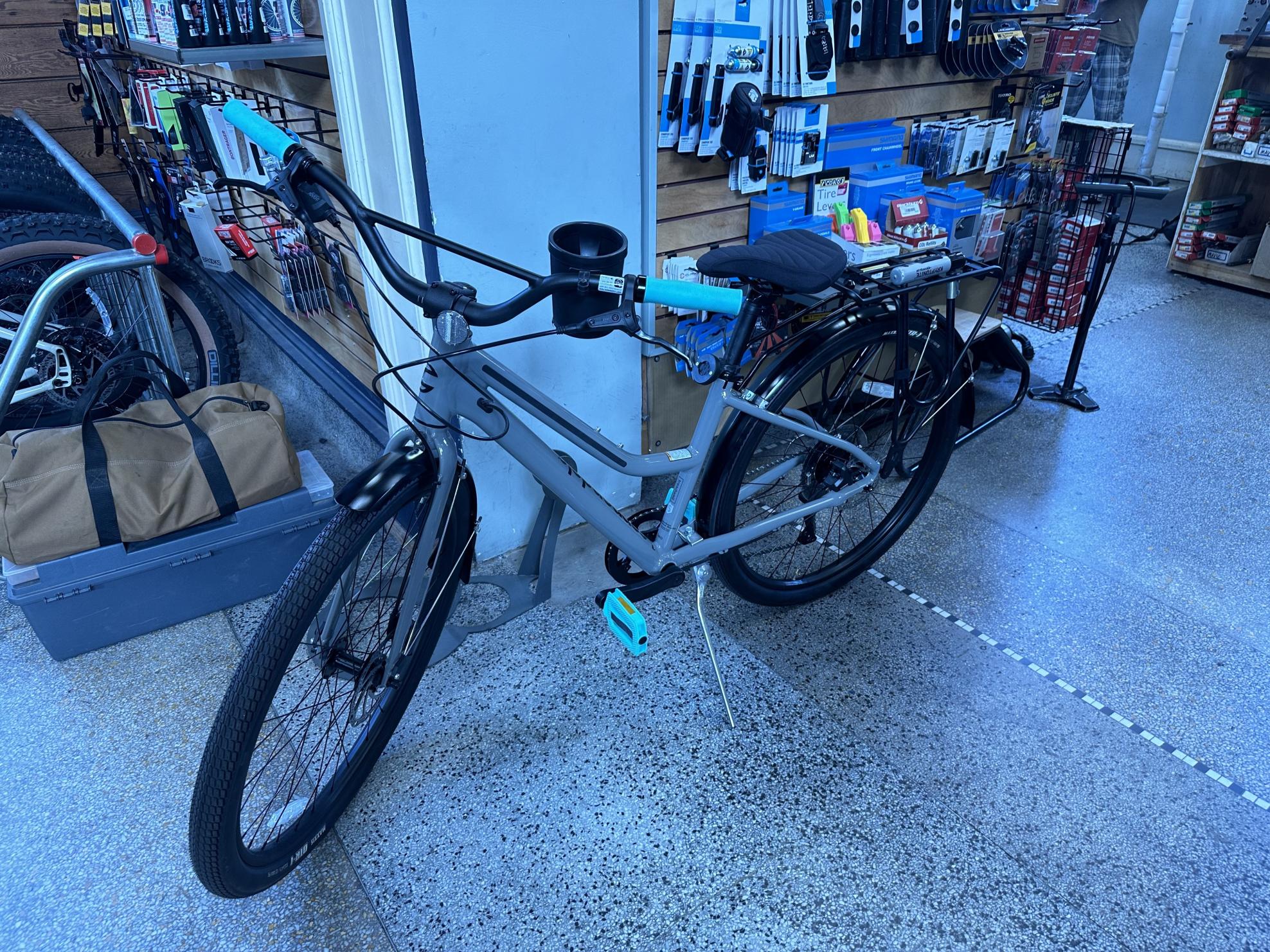 2023 Cannondale Treadwell 2 Remixte Silver, gray or bare metal