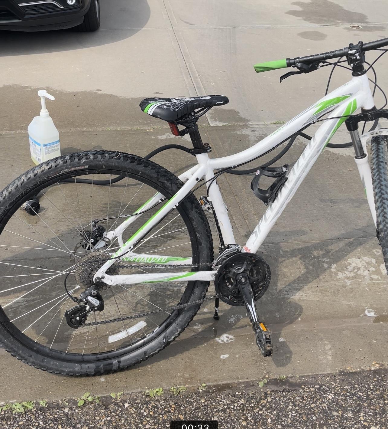 2016 Specialized Mountain White