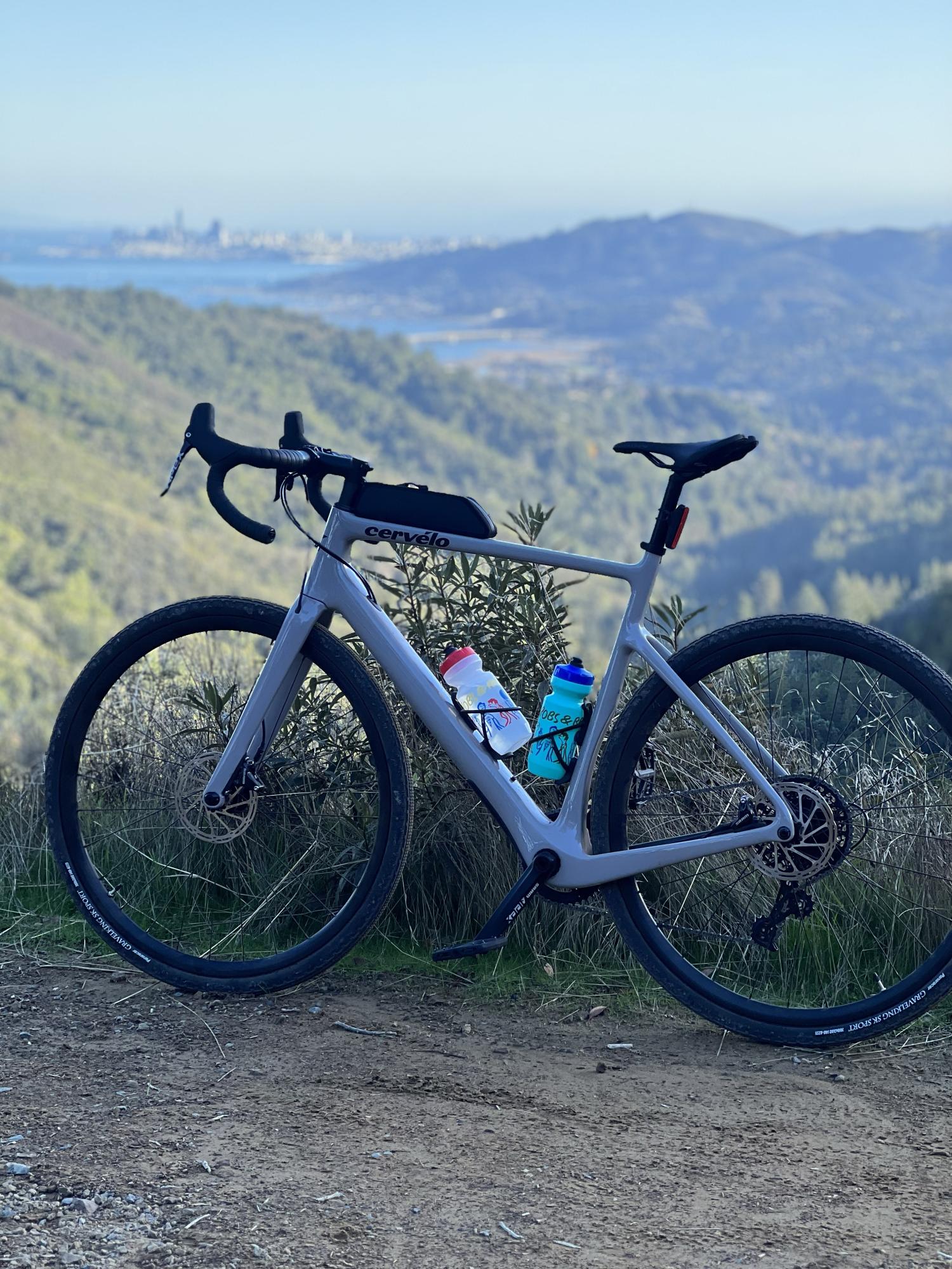 2023 Cervélo Aspero Silver, gray or bare metal