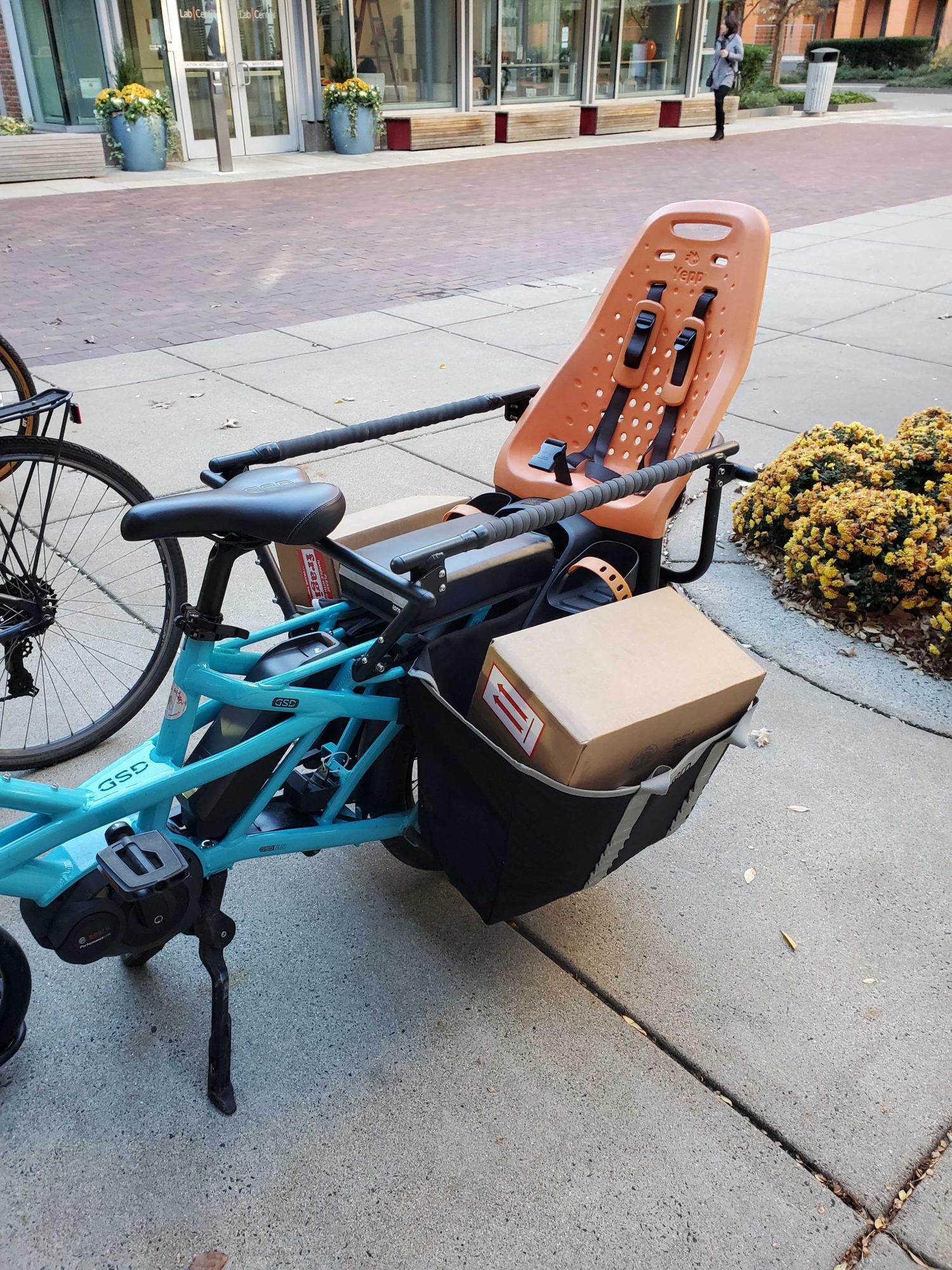2020 Tern GSD S10 cargo bike (rear storage) Blue