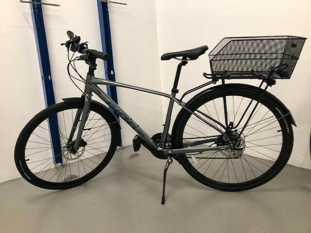 2019 Giant Escape 2 City Disc S Silver, gray or bare metal