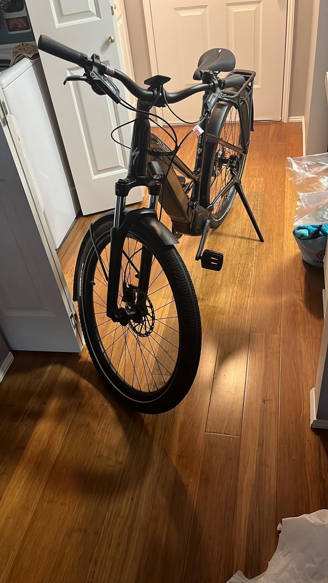 2023 Turbo Vado 4.0 Step Through Black