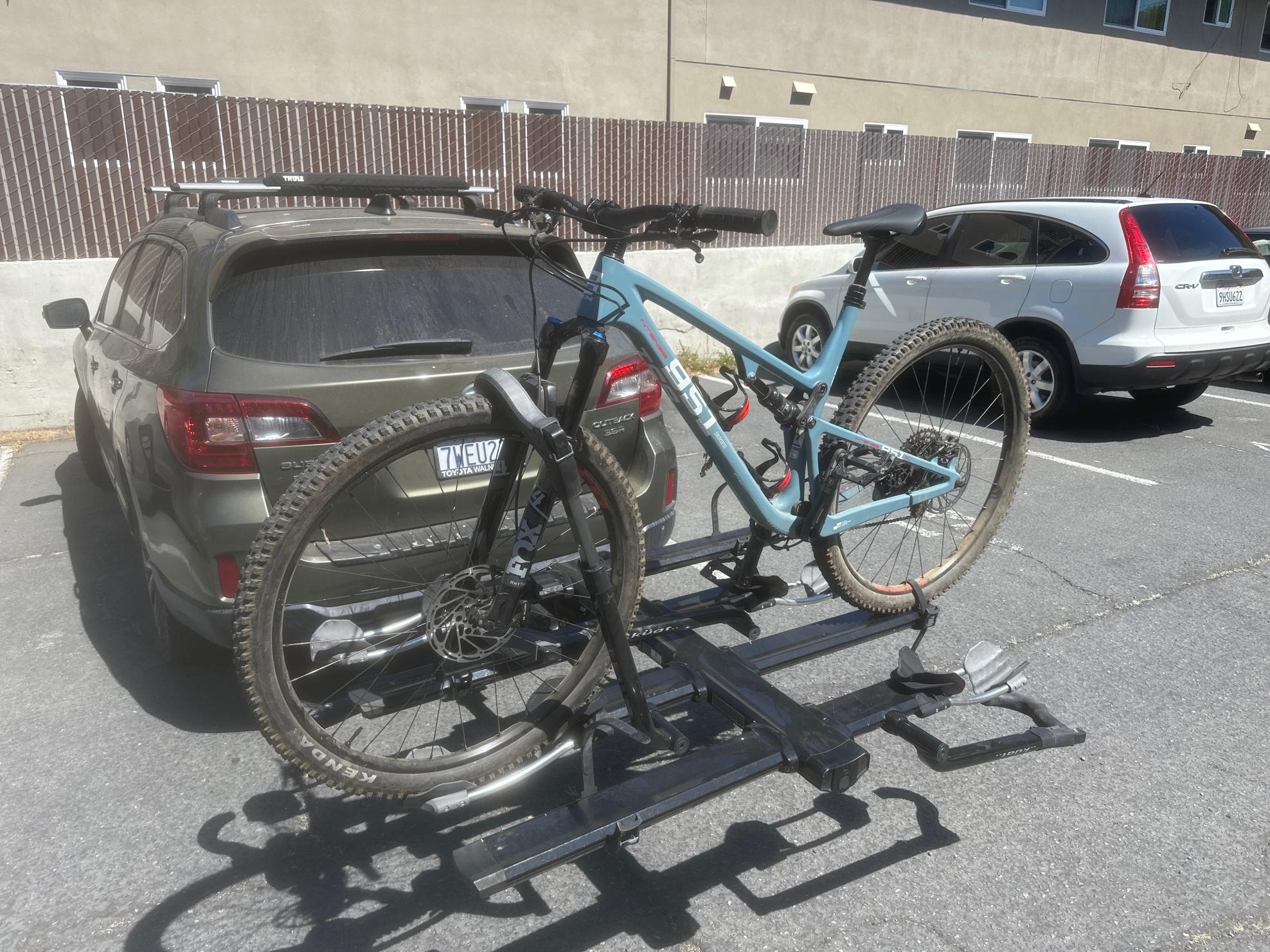 2024 Intense 951 XC Blue