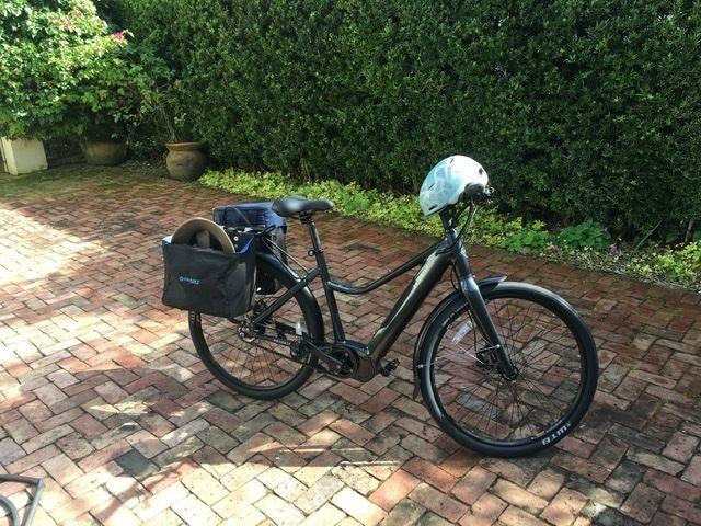 2020 Priority Bicycles Hi walk thru Black