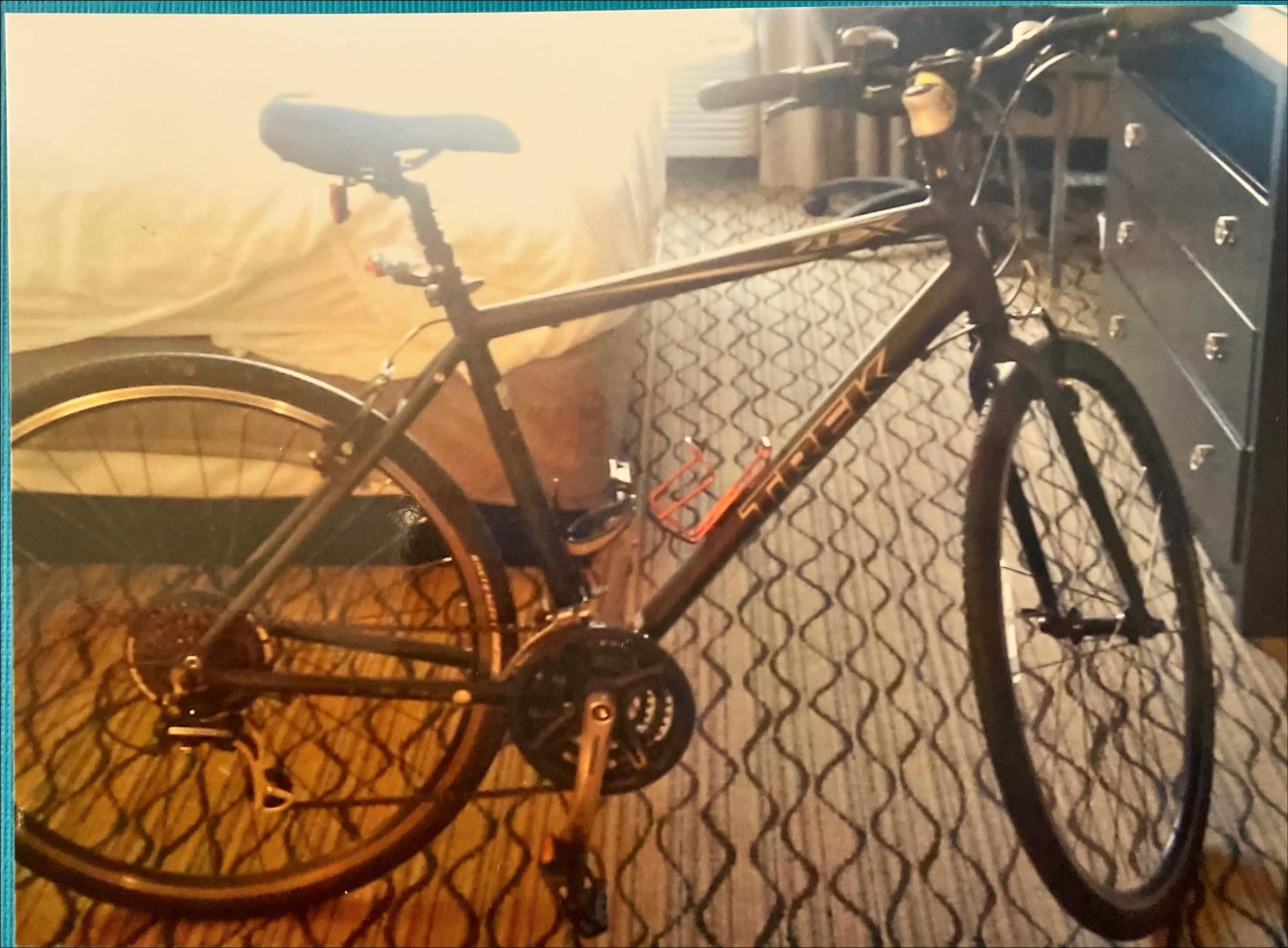 Trek 7.1 FX Black