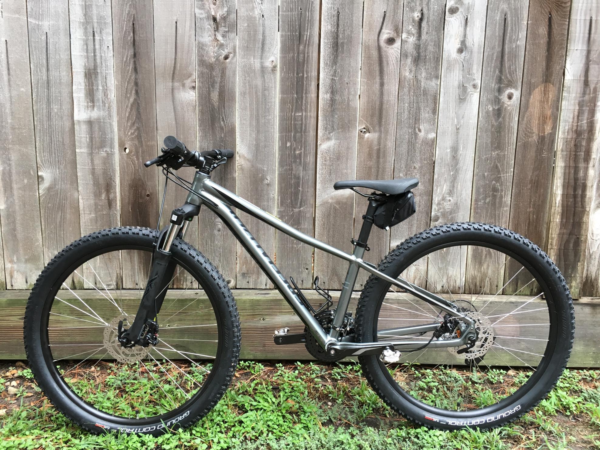 2018 Specialized Pitch Silver, gray or bare metal