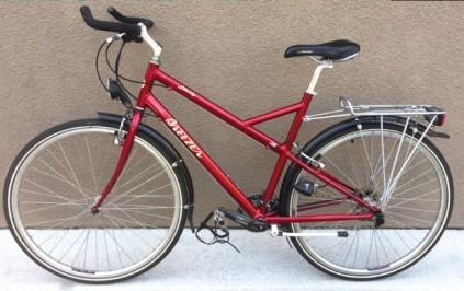 2005 Breezer Liberty Red