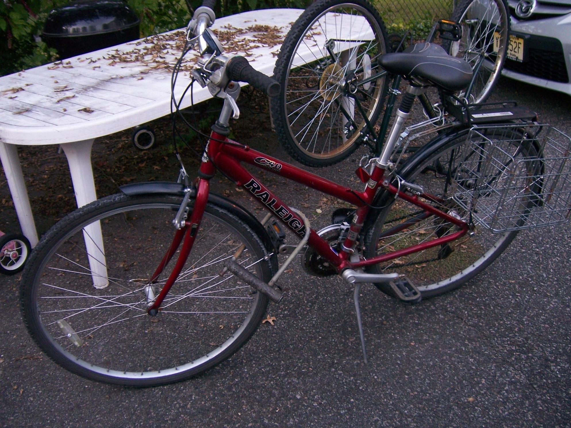 Raleigh C40 Red