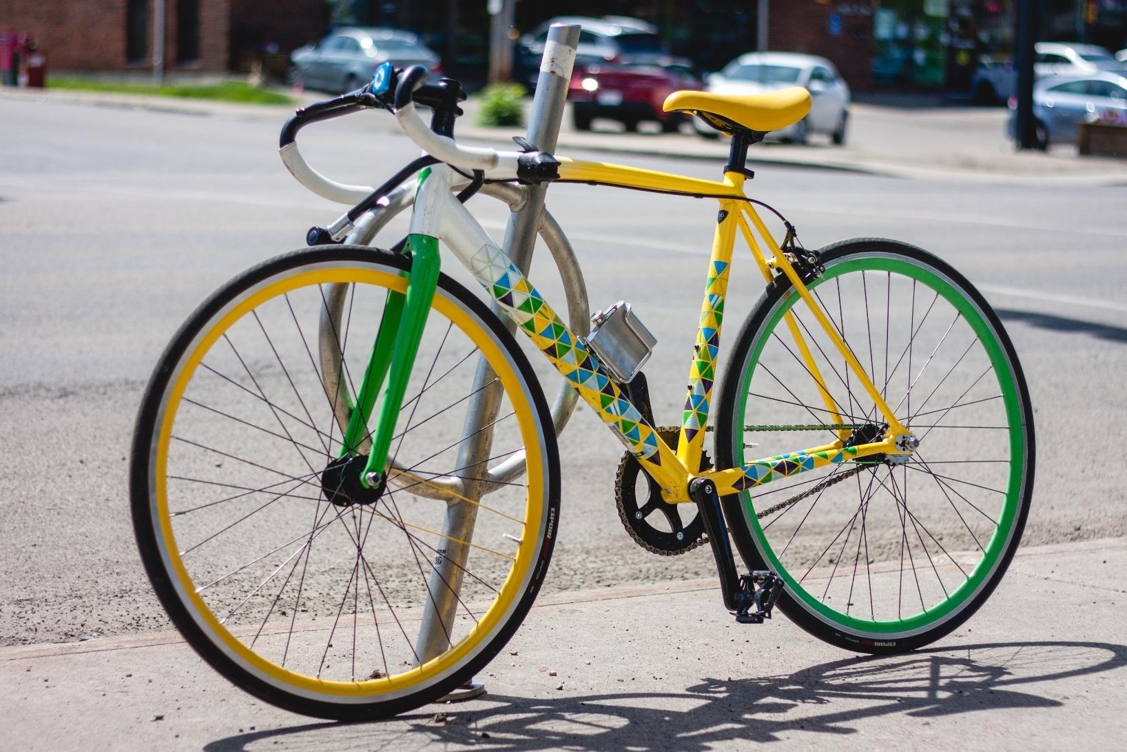 2016 Specialized Langster Yellow or Gold