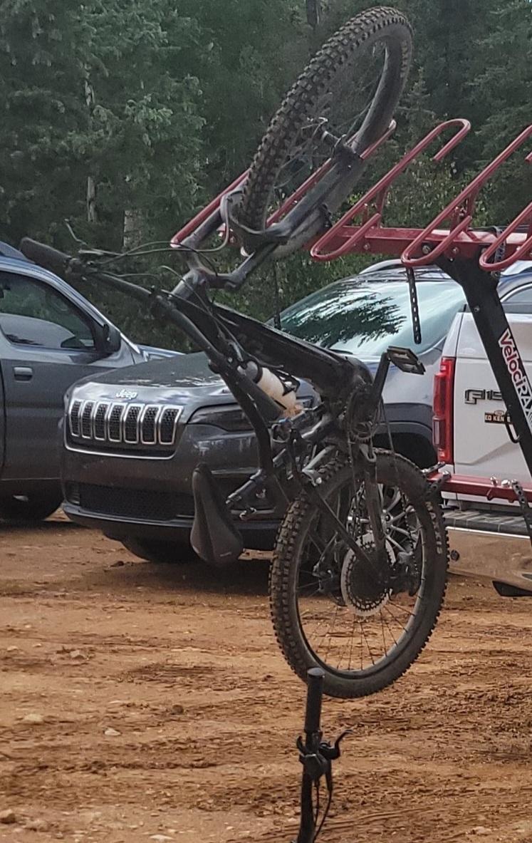 2020 Giant Intrigue E+ 2 Black