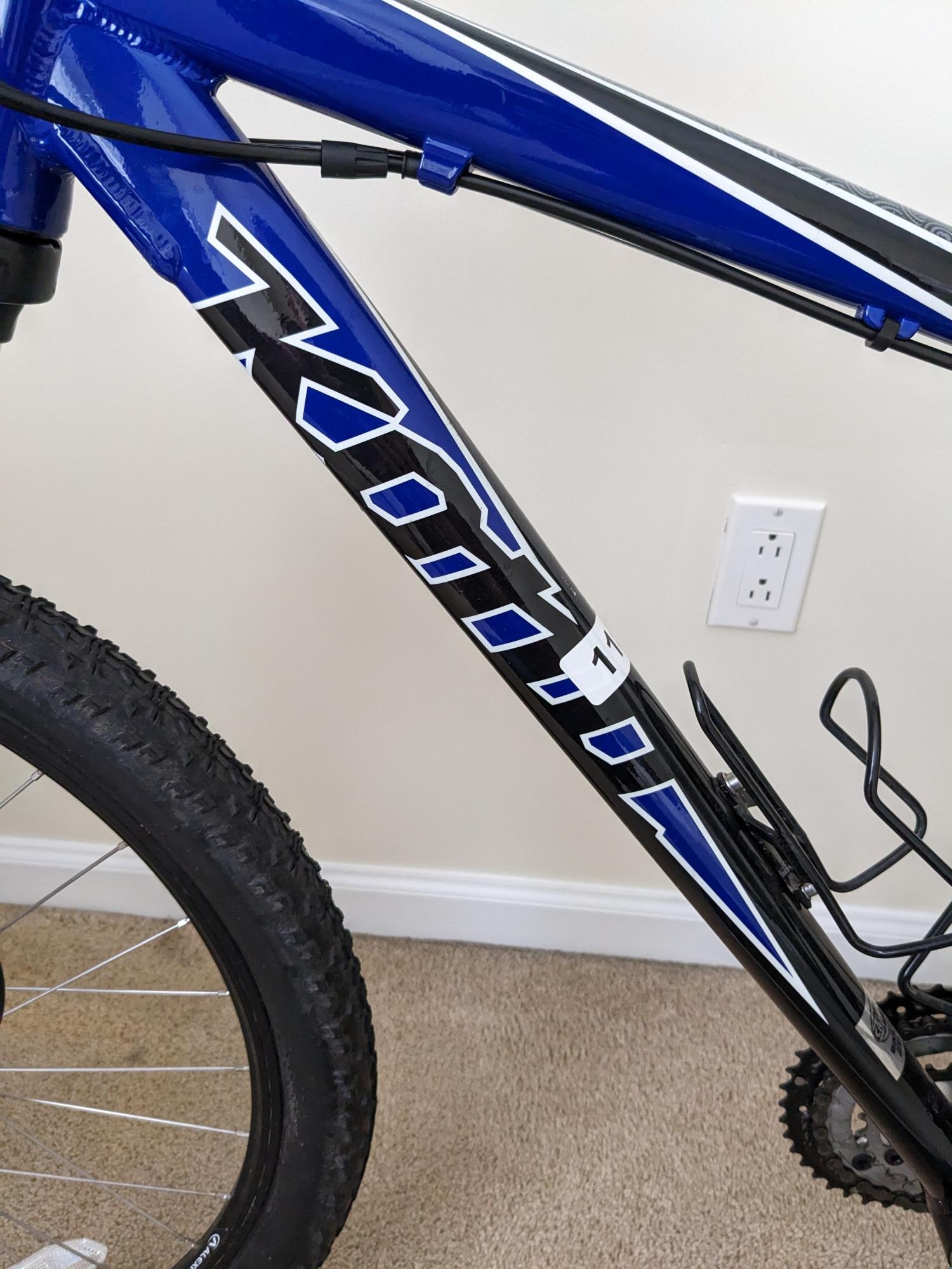 Kona blast Blue and Black