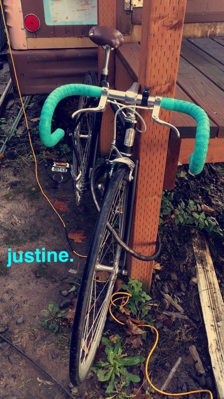 2015 Fuji Feather Black
