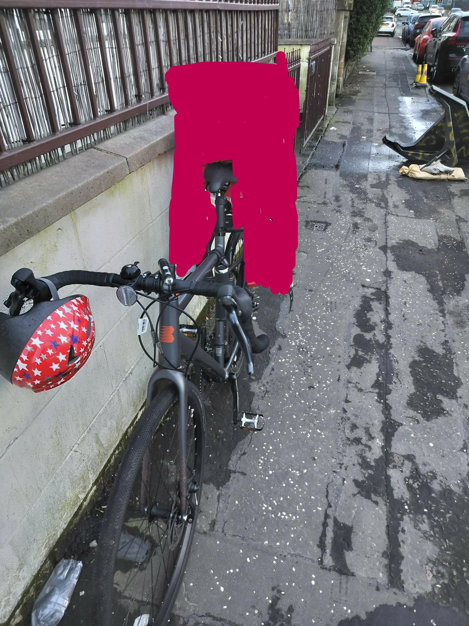 Boardman Bikes ADV 8.6 Silver, gray or bare metal