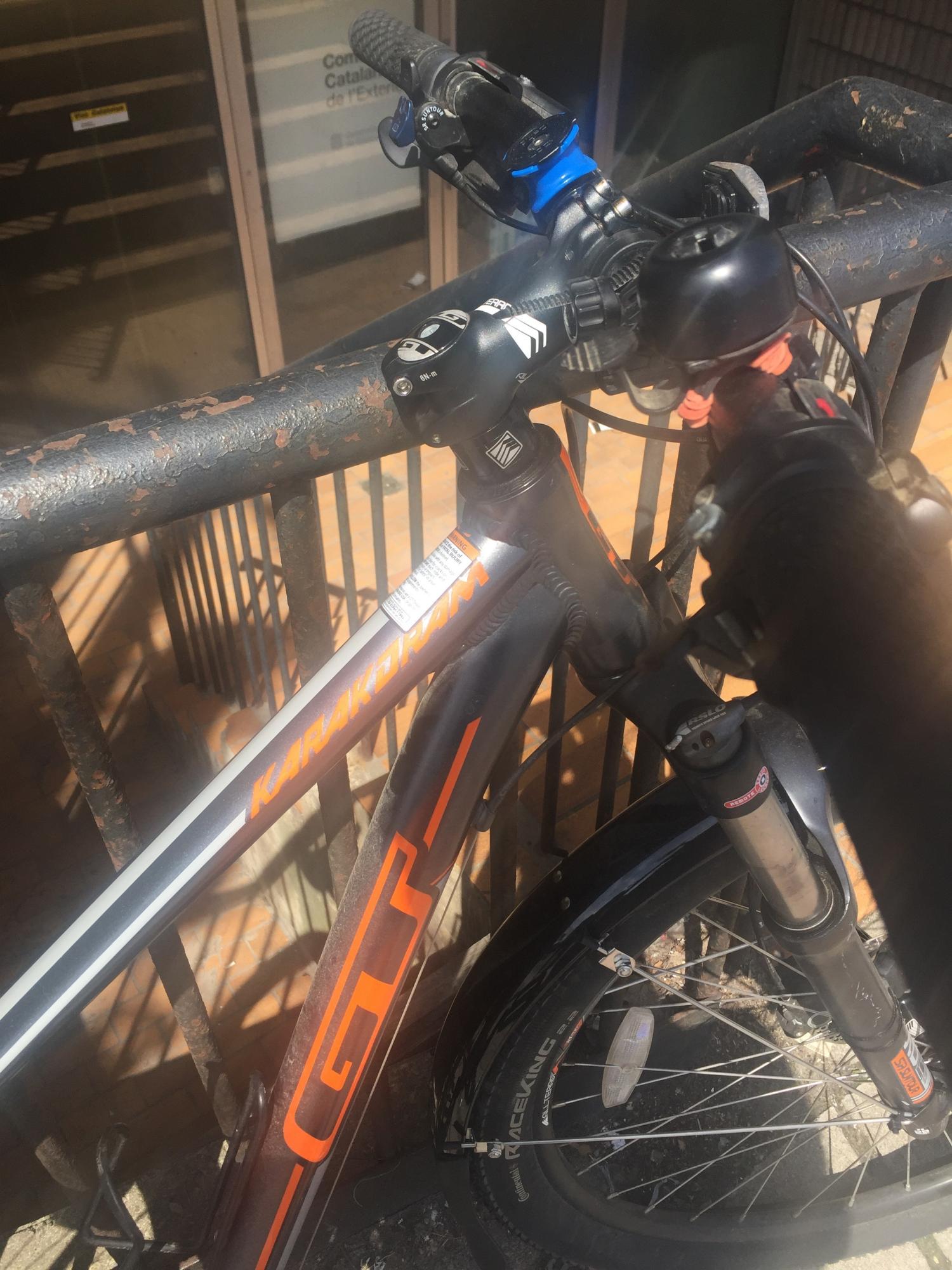 2015 GT Bicycles Karakoram Elite Black