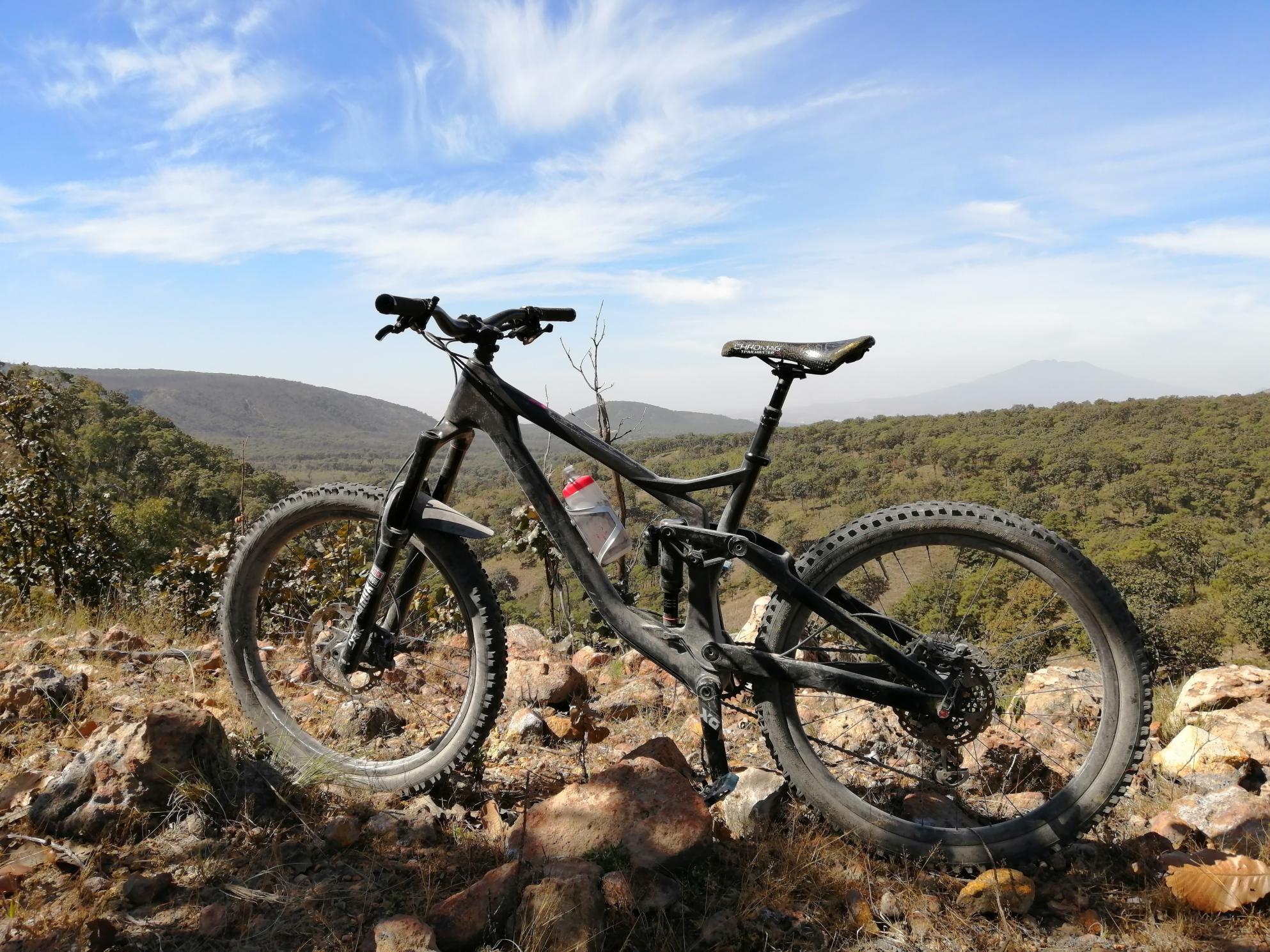 2018 Devinci SPARTAN Black