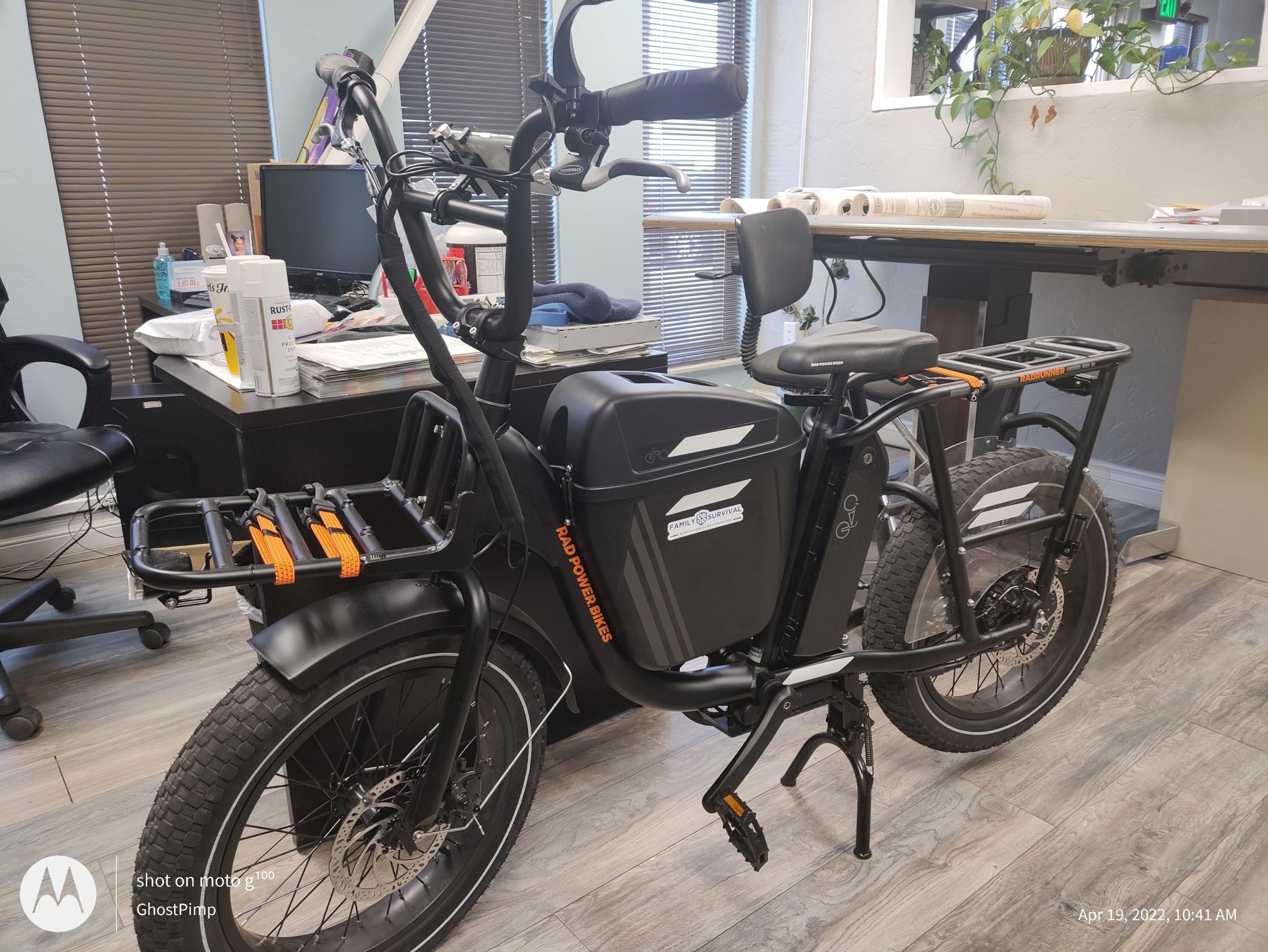 2020 Rad Power Bikes VR1H21V4040 cargo bike (rear storage) Black