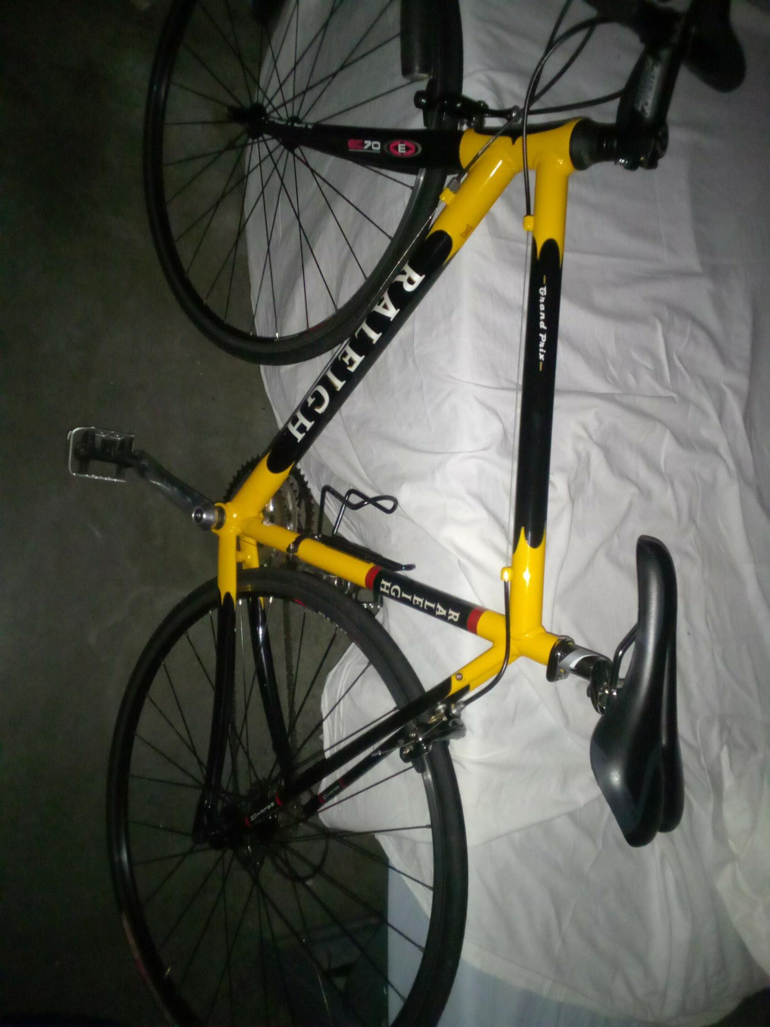 2006 Raleigh Grand prix/track carbon Yellow or Gold