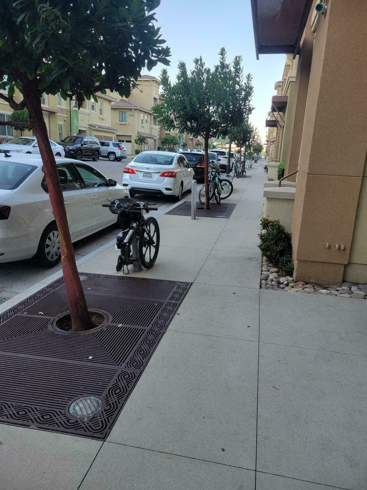 Aceshin 26 inch Folding White