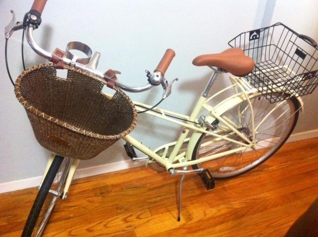 2014 Windsor  Yellow or Gold and Brown