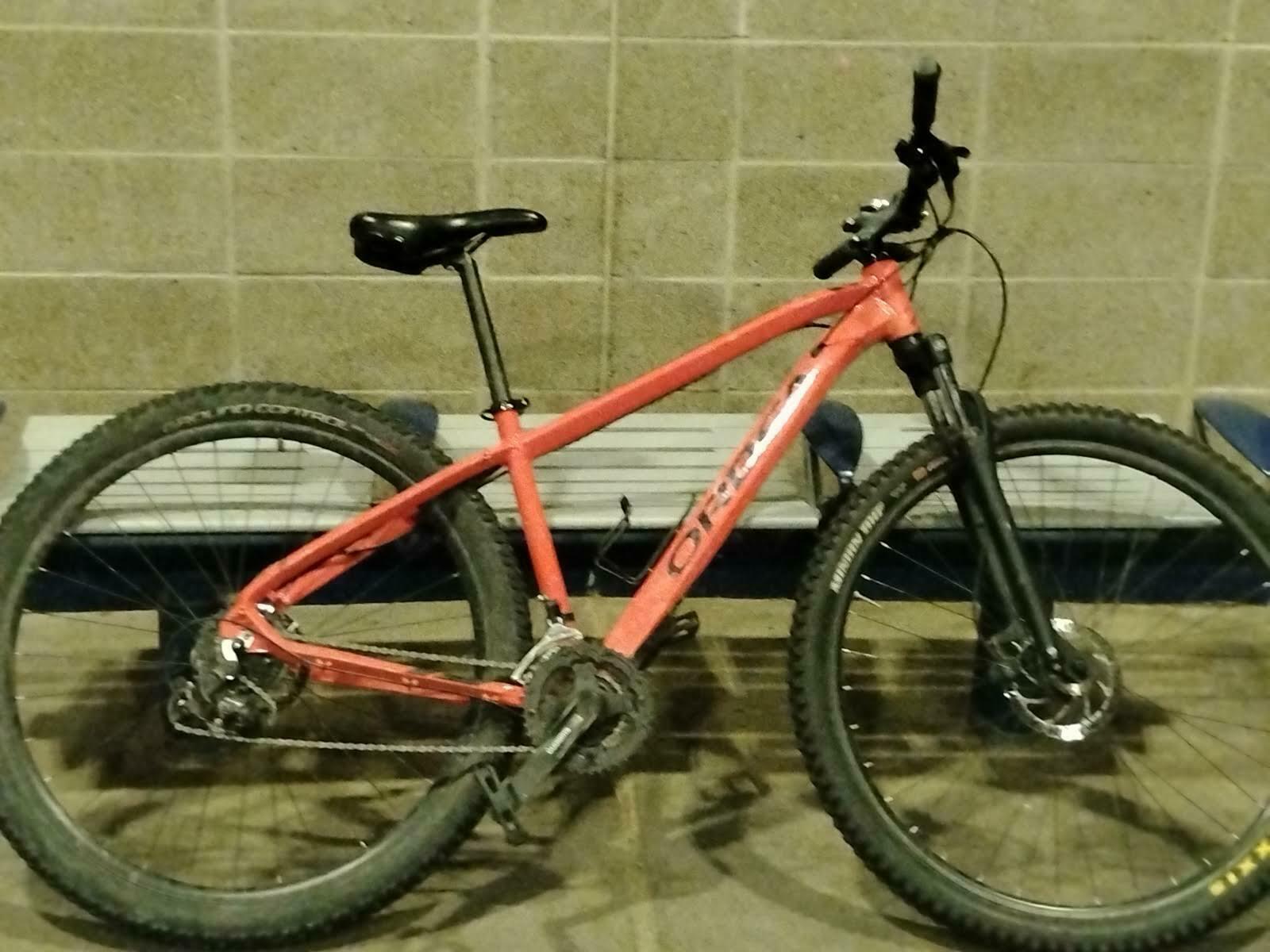 Orbea Mx29 Orange and Black