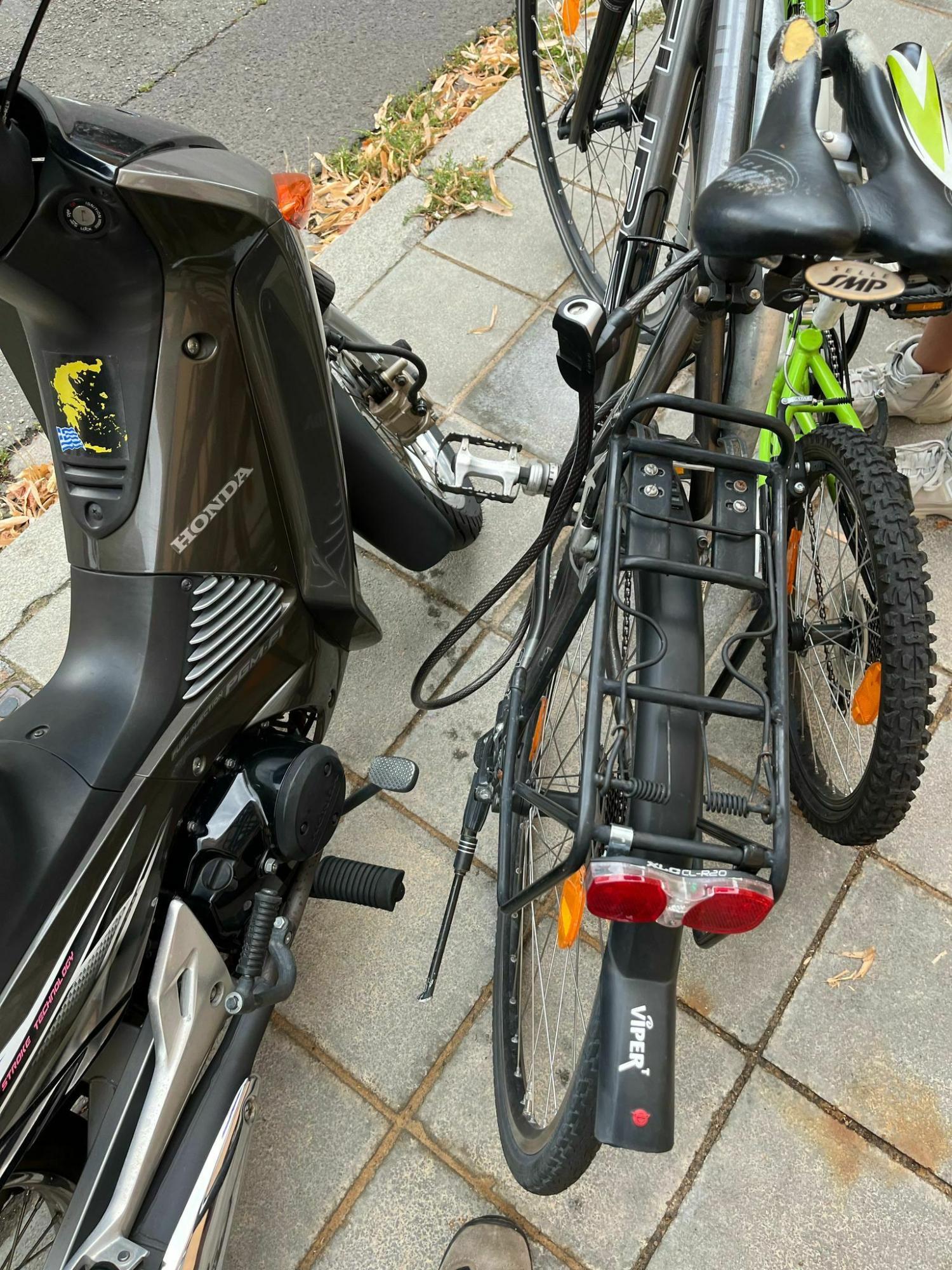 Cube TerraLineLTD Silver, gray or bare metal