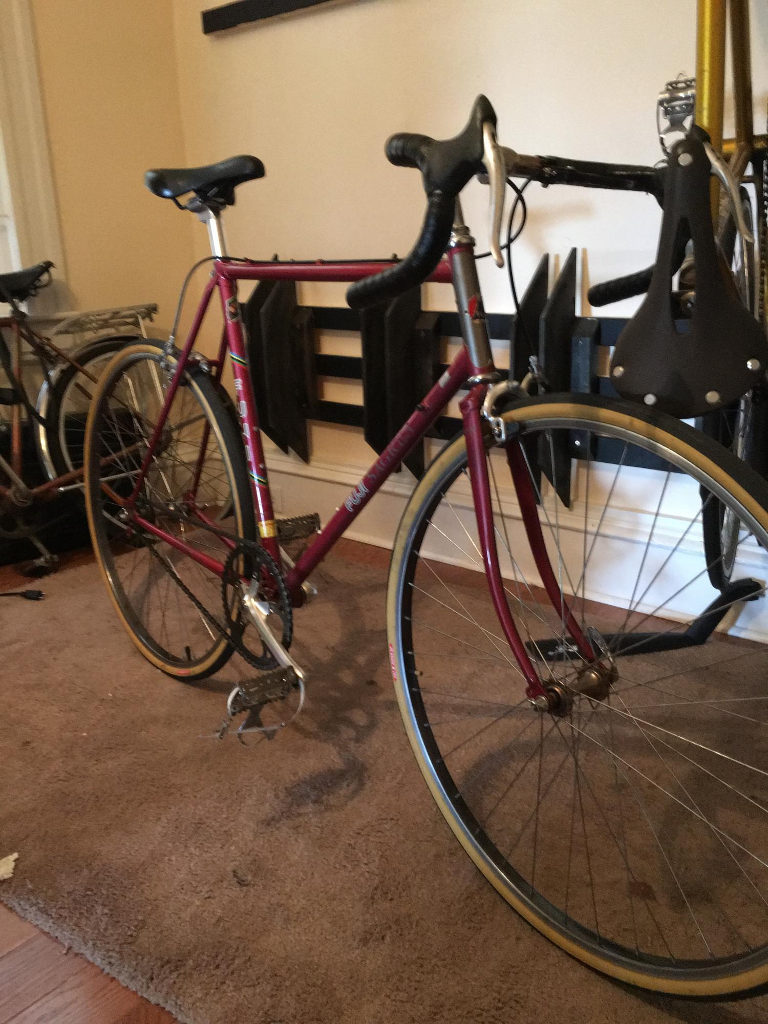 1985 Fuji Sagres Red