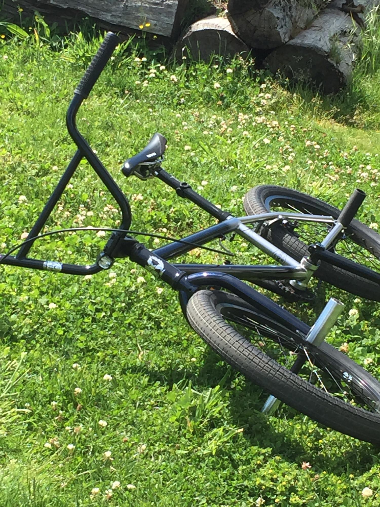 2016 Kink Gap XL Black and Silver or Gray