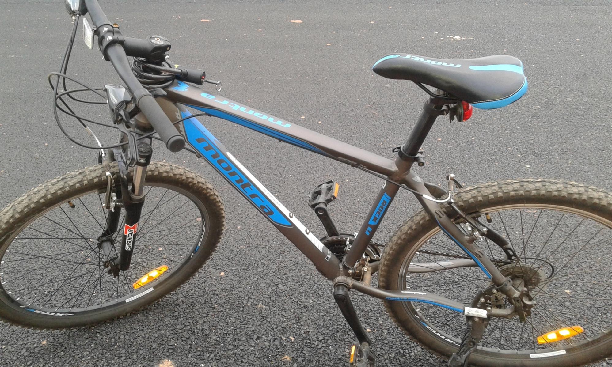 2016 TI Cycles of India Hybrid Blue