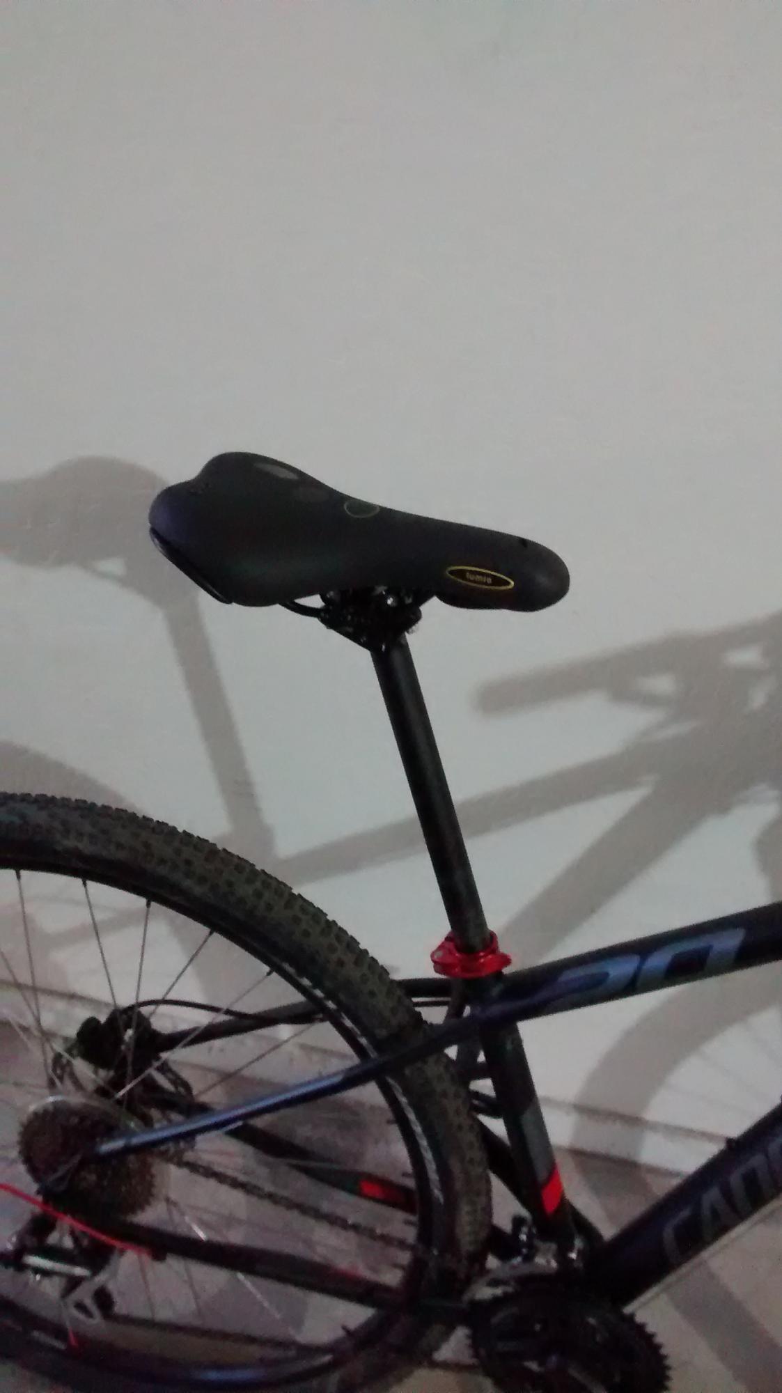 Cannondale Trail Sl 6 Black, Silver or Gray, and Red