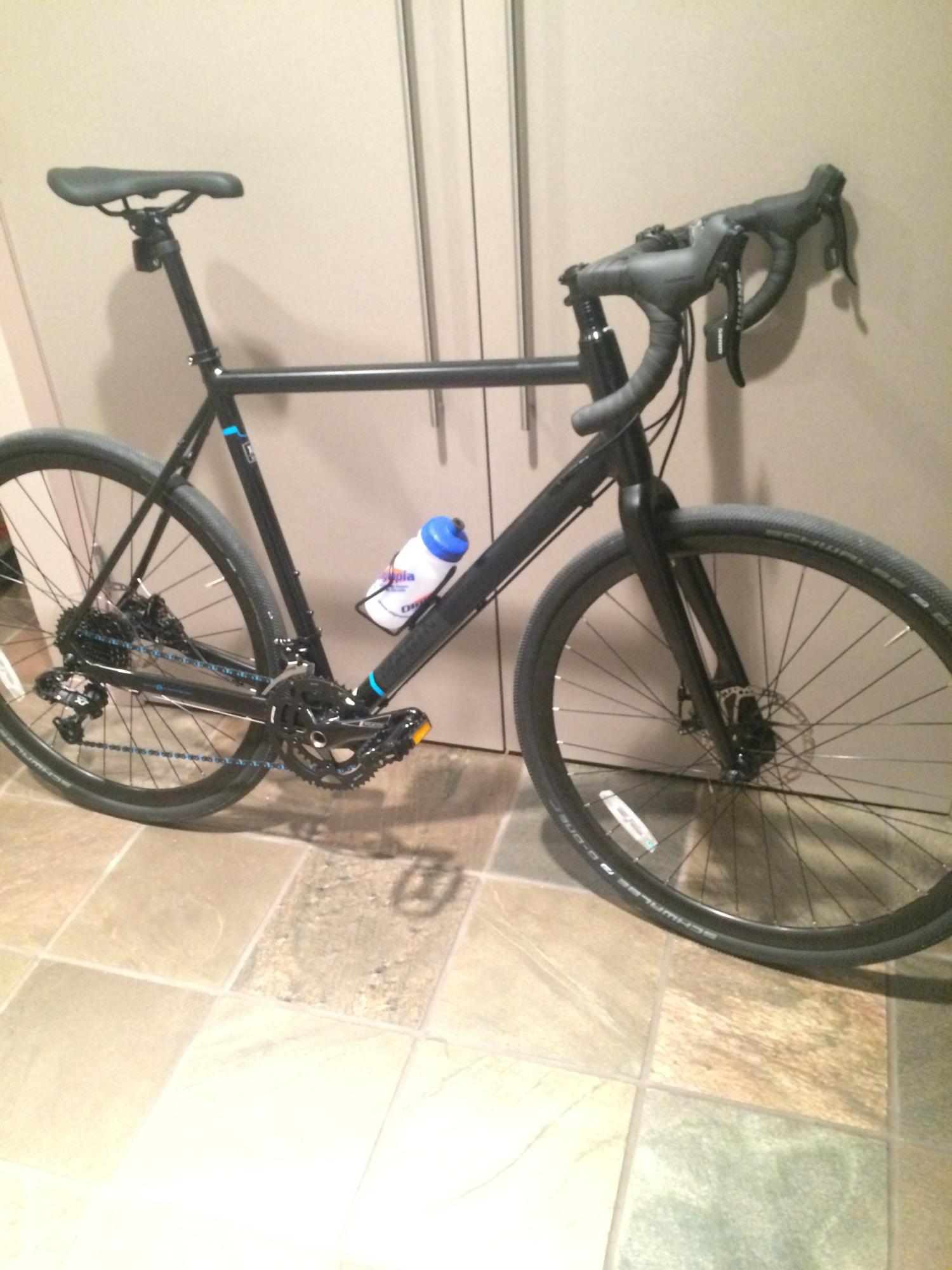 2016 Marin Bikes Lombard Elite Black