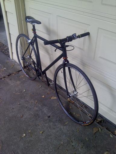 2011 Fuji Road Bike  Black