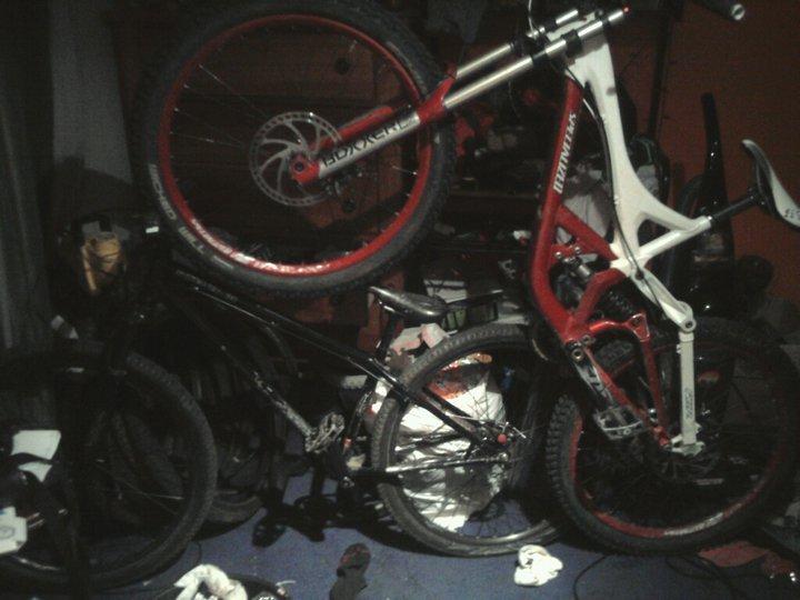 2009 Specialized Demo 8 I  Black