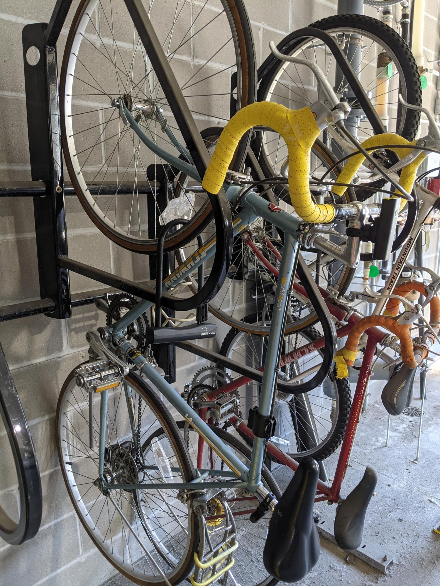Schwinn World S Blue