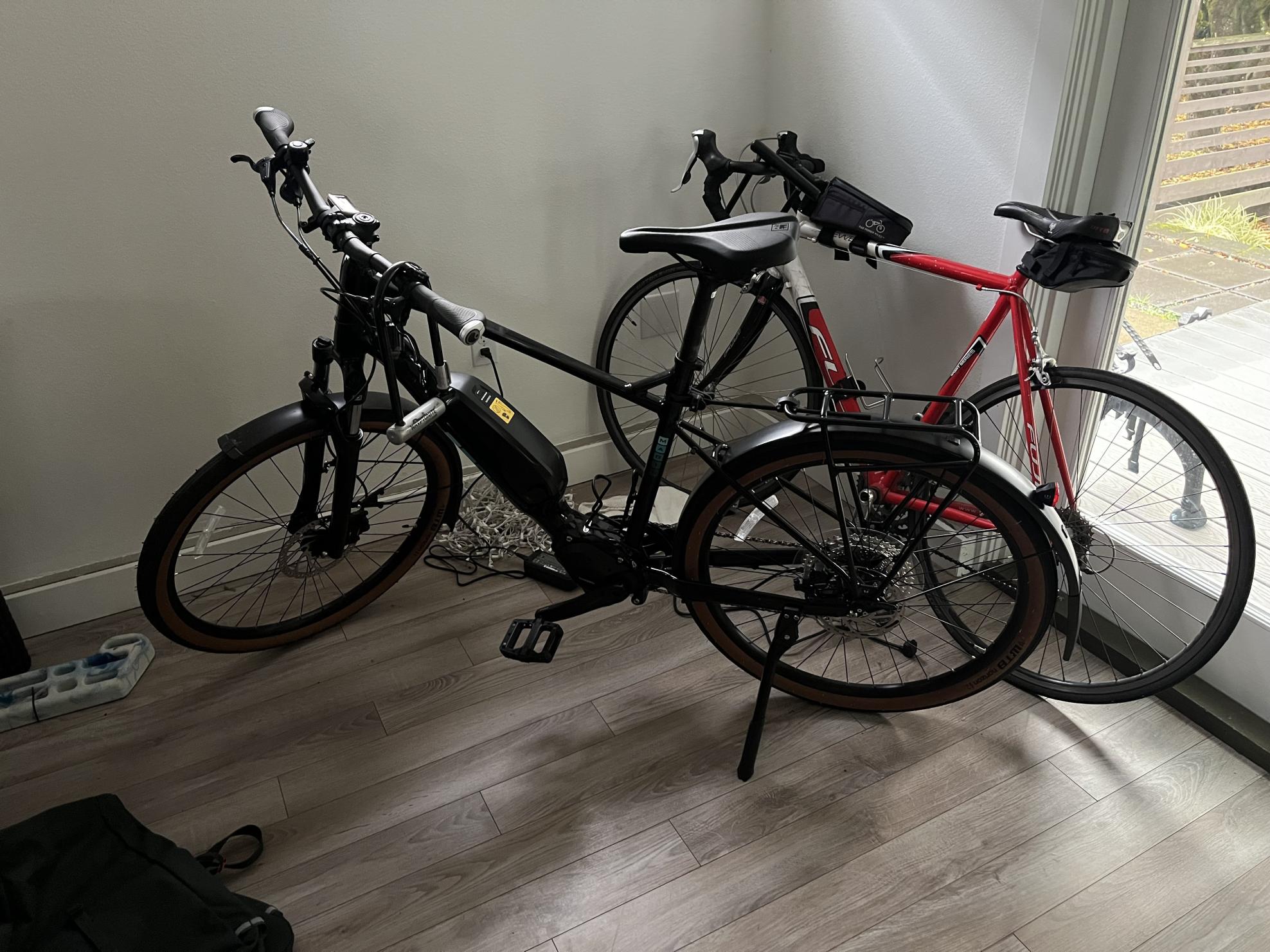 2024 Marin Bikes Sausilito Black