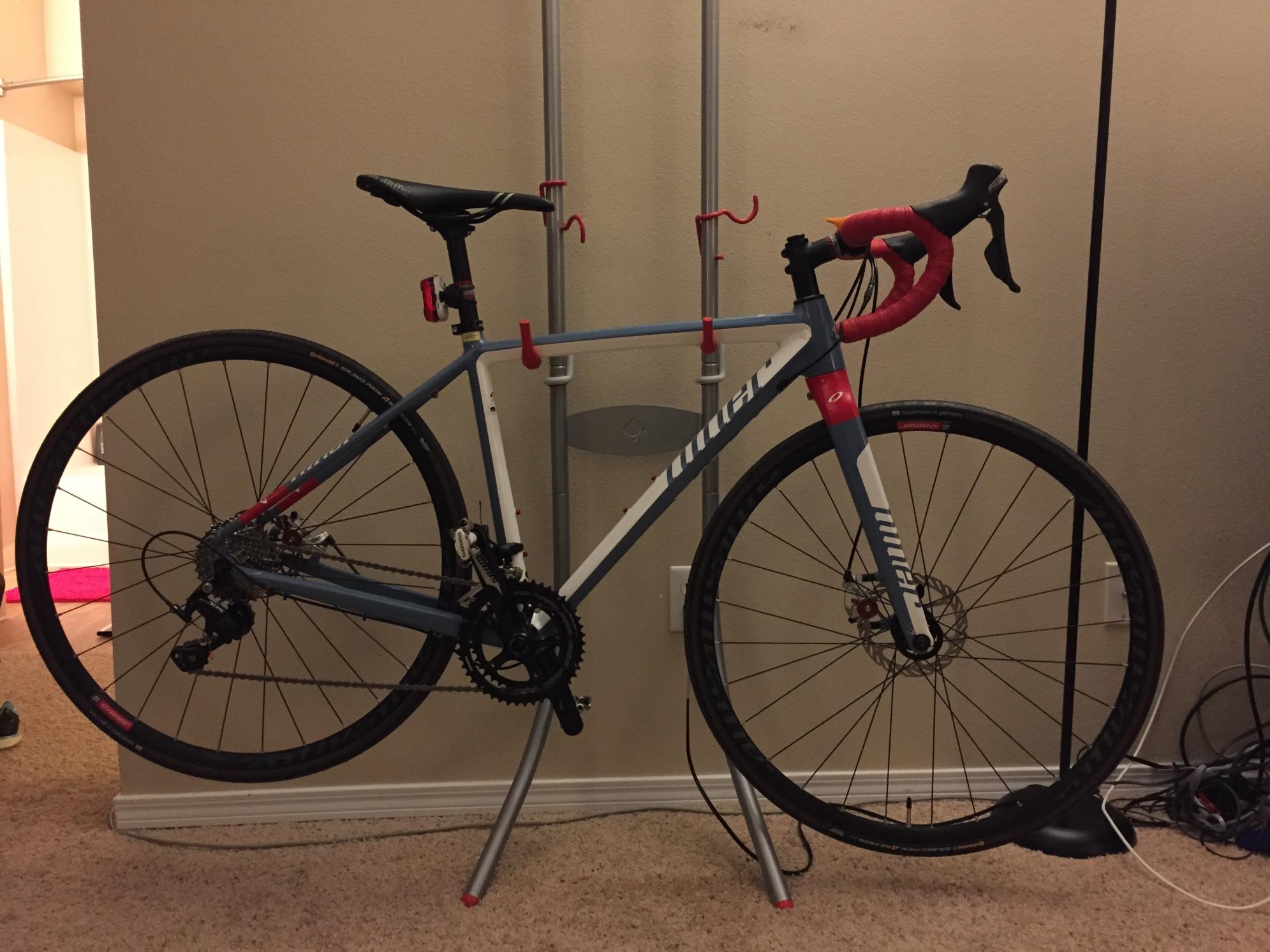 2014 Niner RLT9 2-star Silver or Gray and White