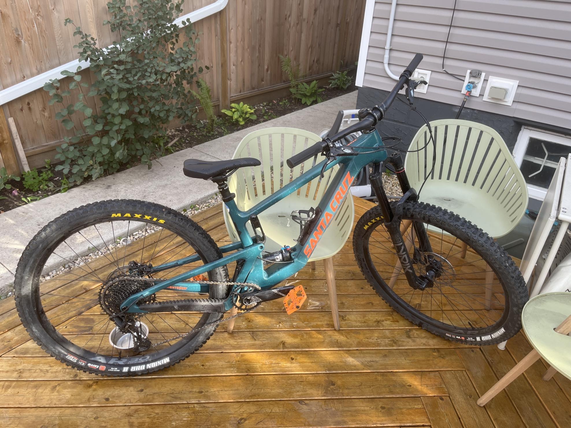 2023 Santa Cruz Hightower Green