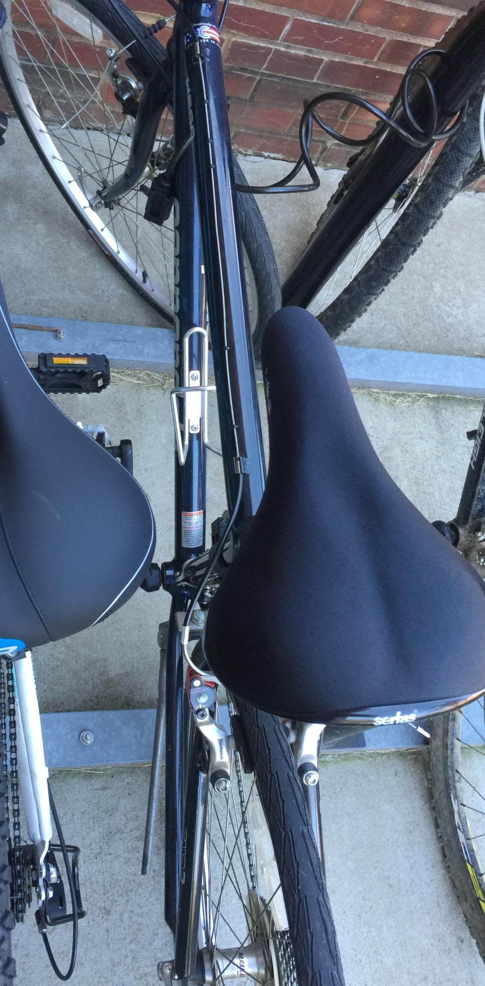 Cannondale H700 hybrid Blue