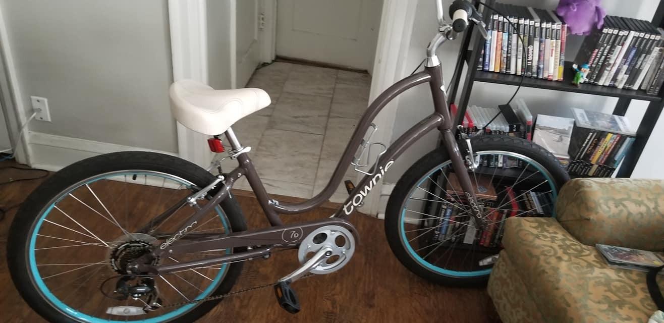 Electra Brown, White, and Blue