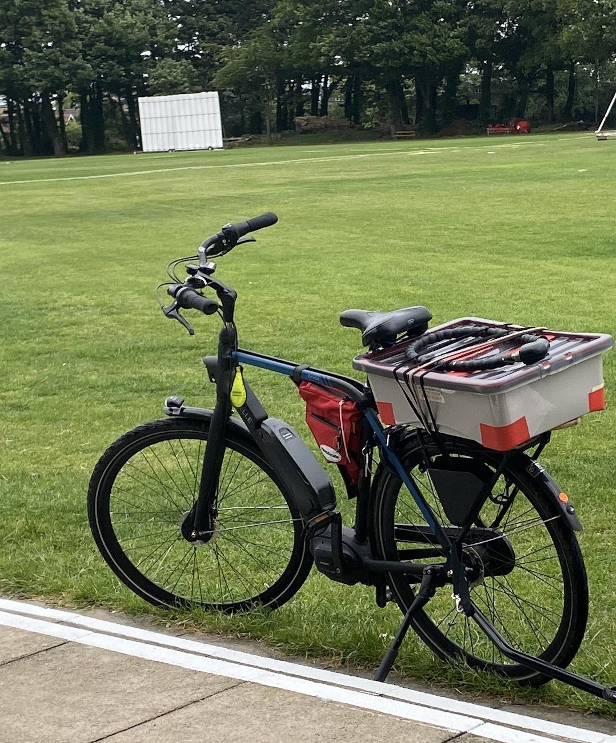 2022 Gazelle Citygo C7 HMS H54 Black and Blue