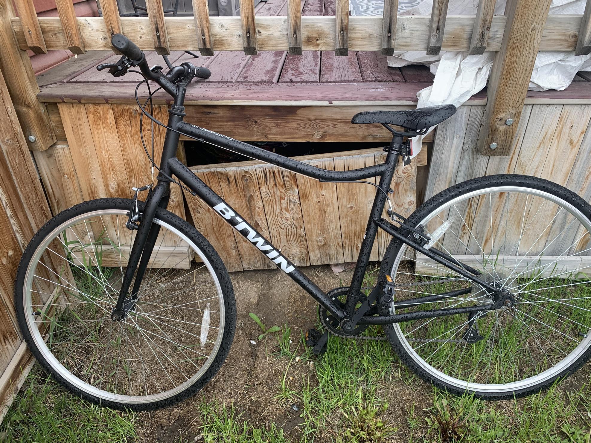 2022 Btwin Riverside 100 Black