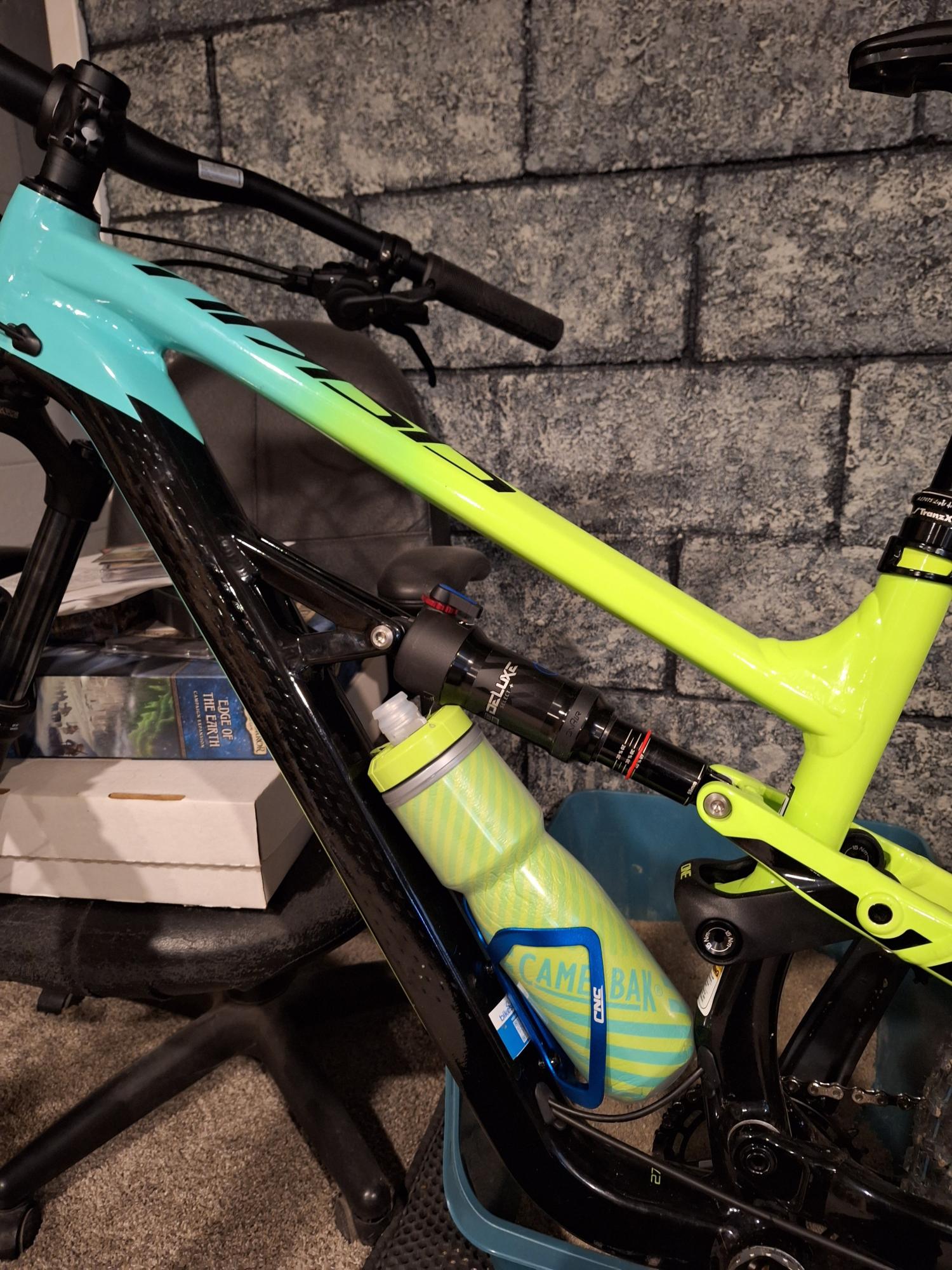 2023 Polygon Siskiu t7 Green